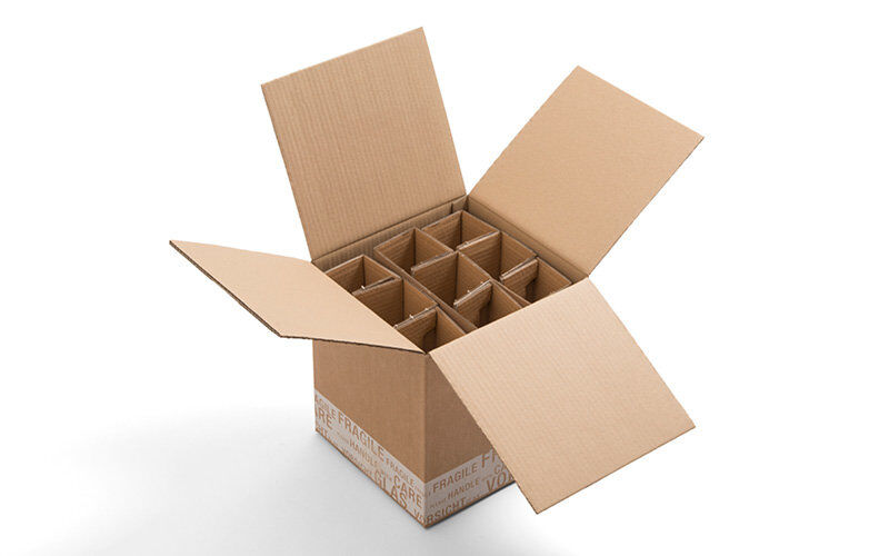 Versandverpackung für Trinkflaschen braun