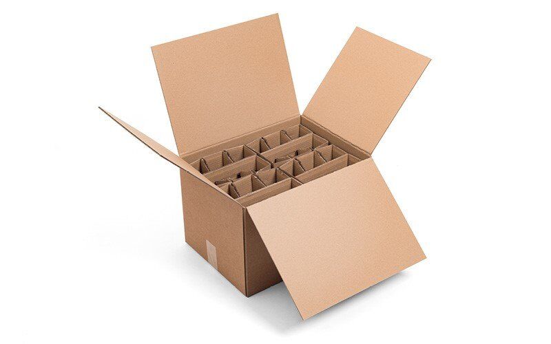 Postversandpackung für kleine Flaschen braun