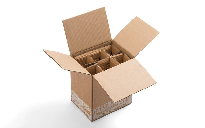 Versandverpackung für Trinkflaschen braun
