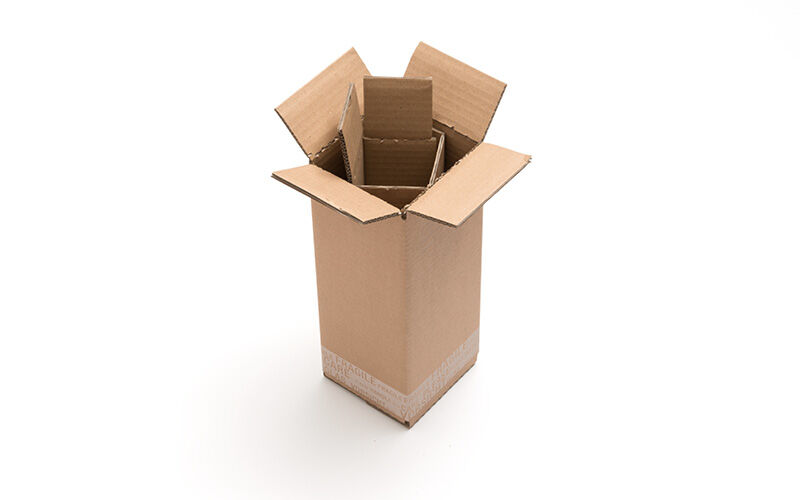 Versandverpackung für Trinkflaschen braun
