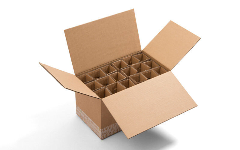 Versandverpackung für Trinkflaschen braun